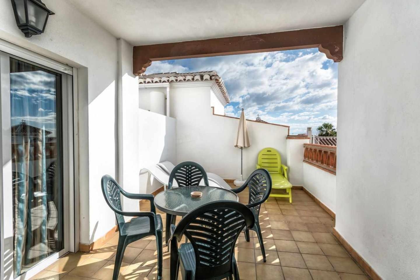 2 Con Vistas A La Piscina Nerja